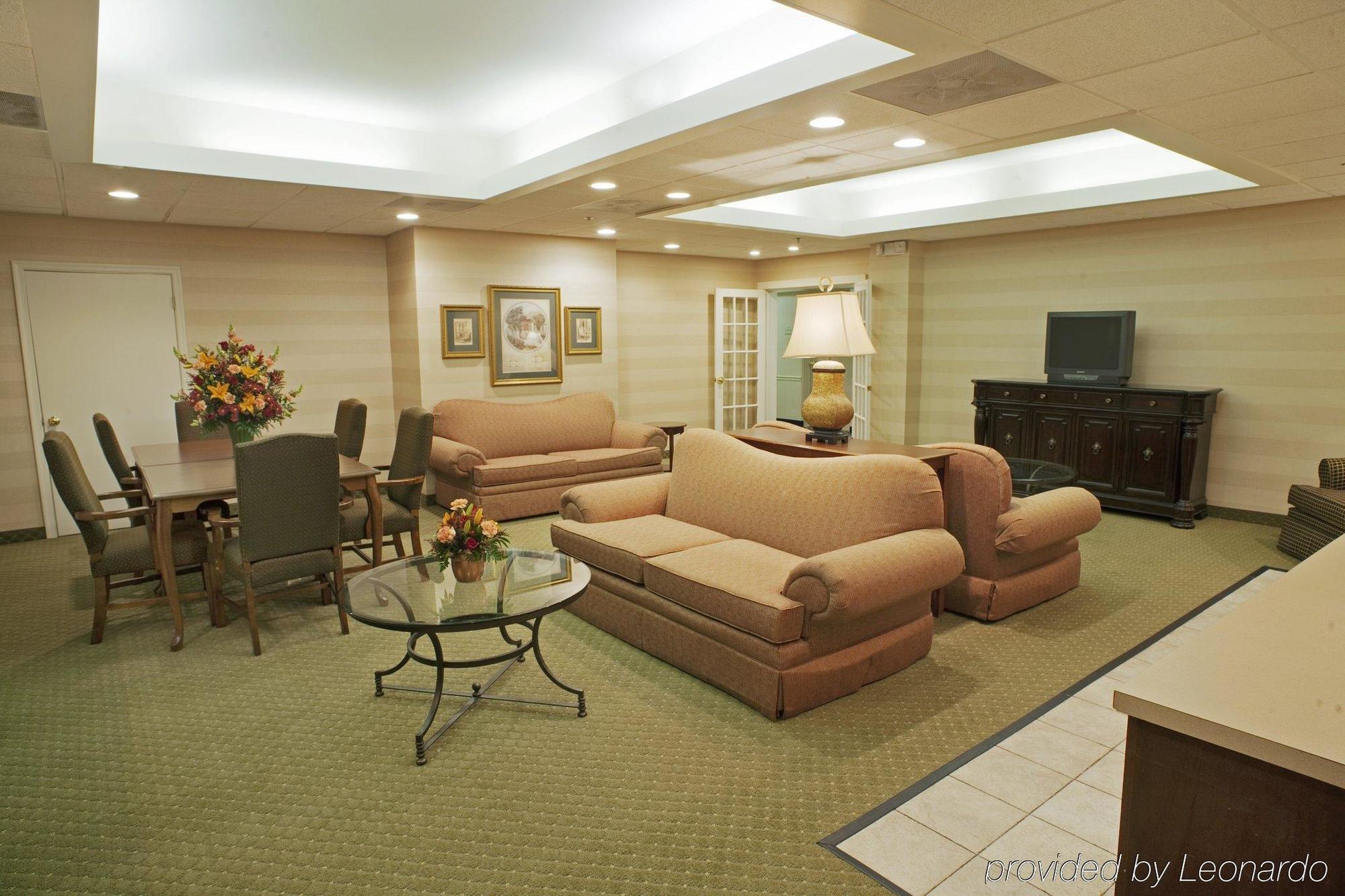 Fredericksburg Hospitality House Hotel Room photo