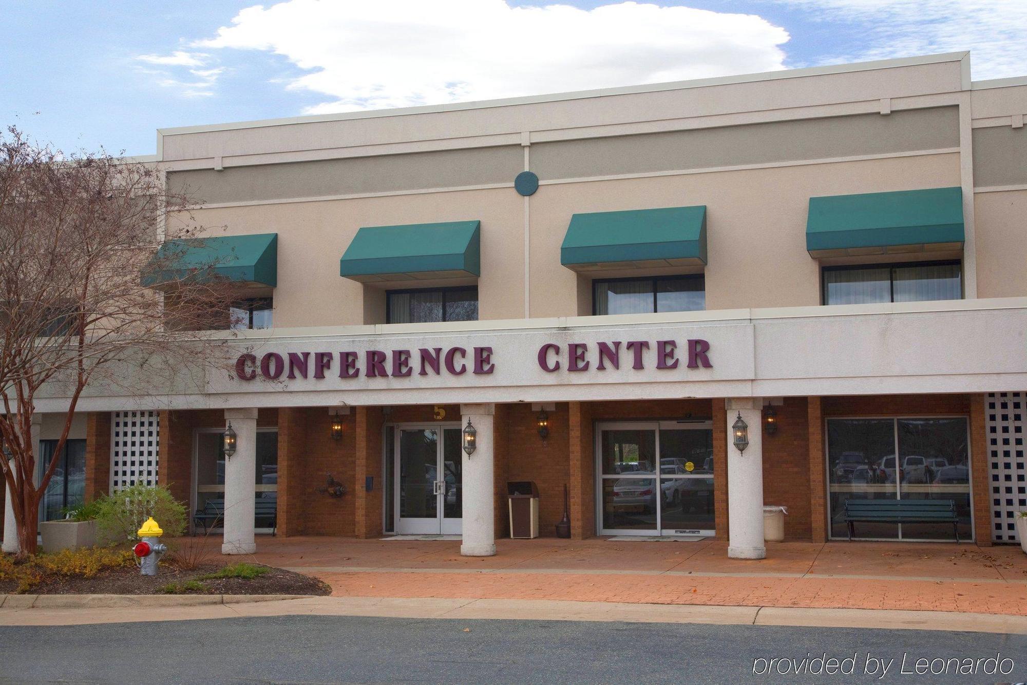 Fredericksburg Hospitality House Hotel Exterior photo