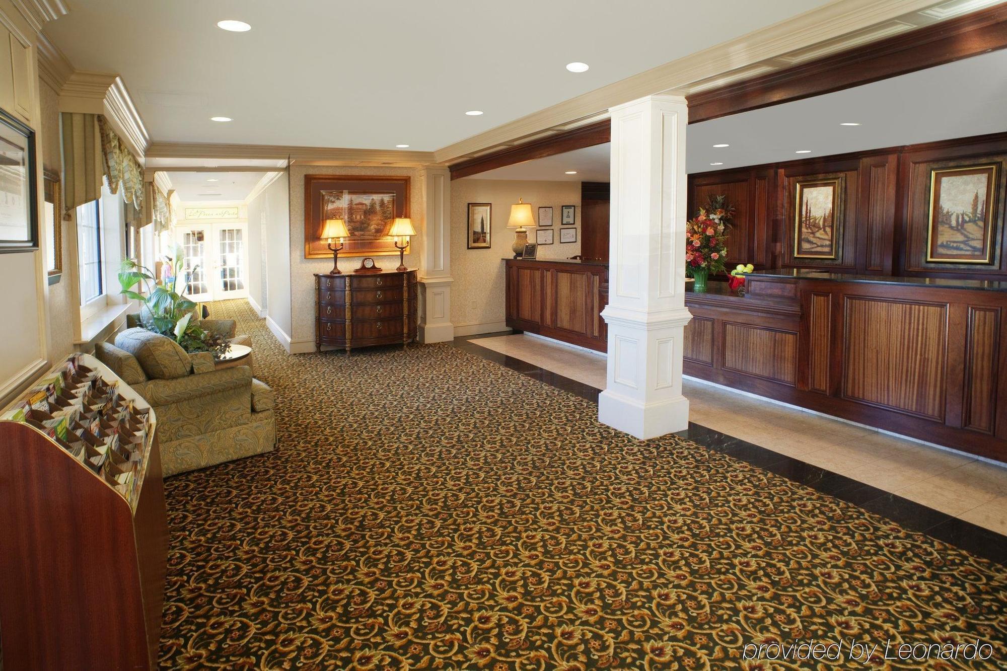 Fredericksburg Hospitality House Hotel Interior photo
