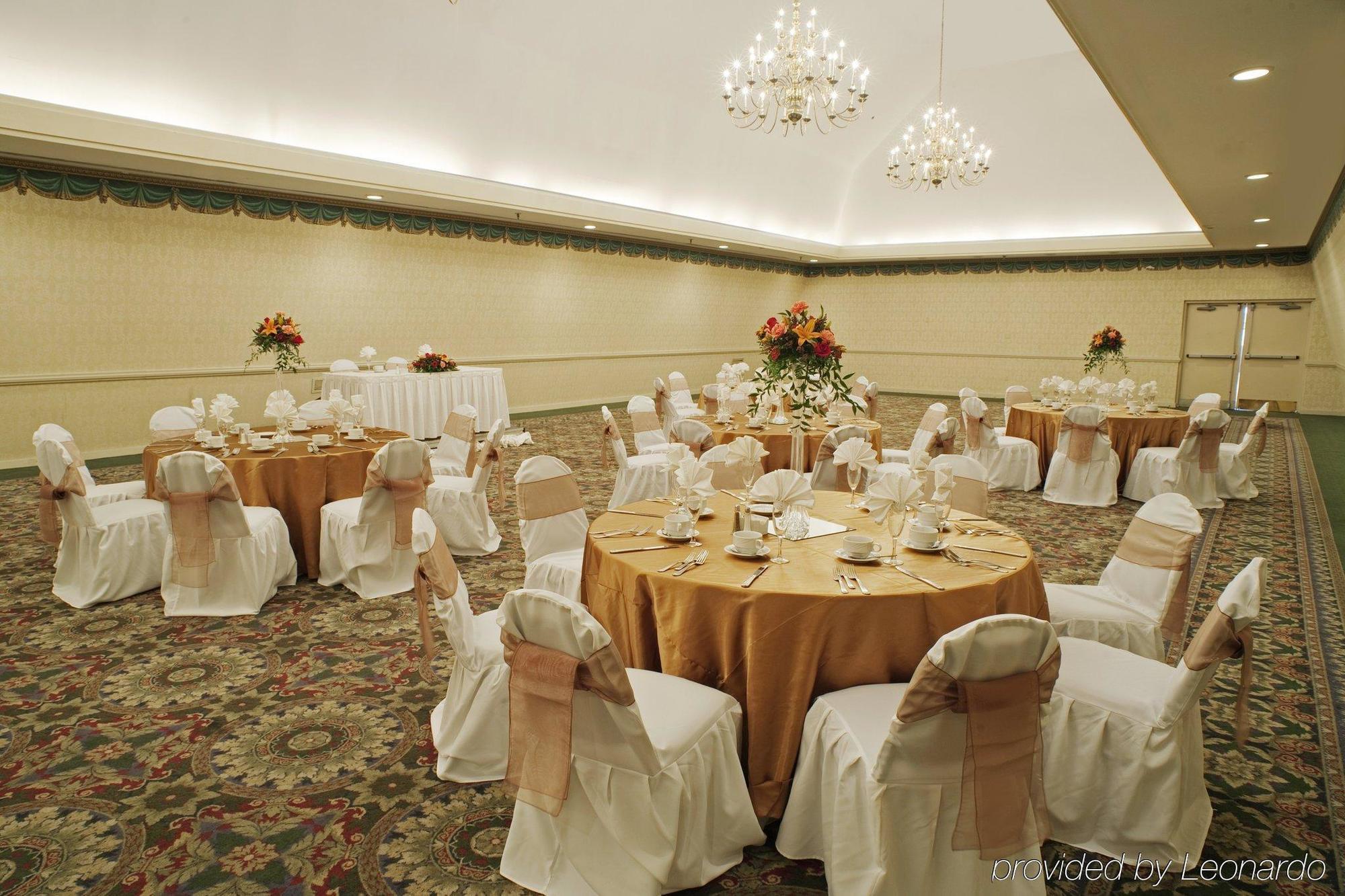 Fredericksburg Hospitality House Hotel Restaurant photo